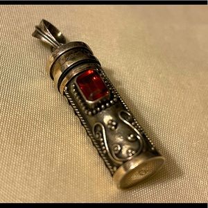 🌟 Sterling silver poison pendant